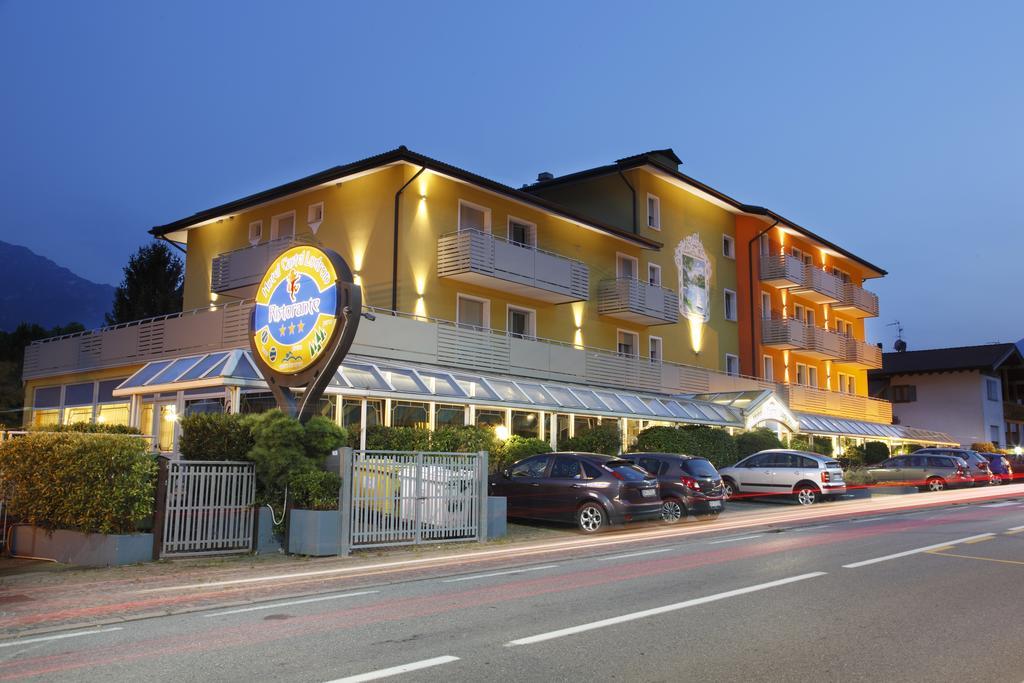 Hotel Castel Lodron Storo Kültér fotó