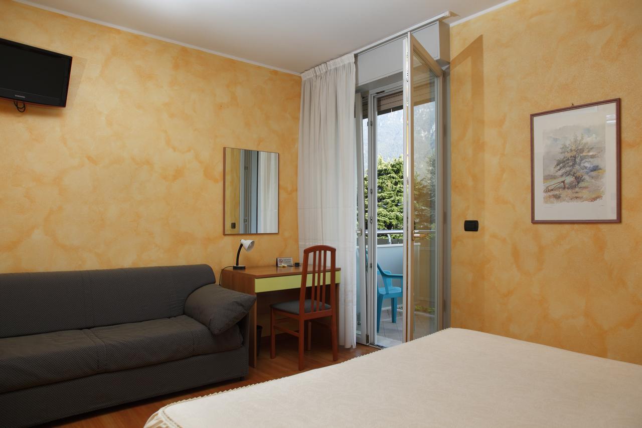 Hotel Castel Lodron Storo Kültér fotó